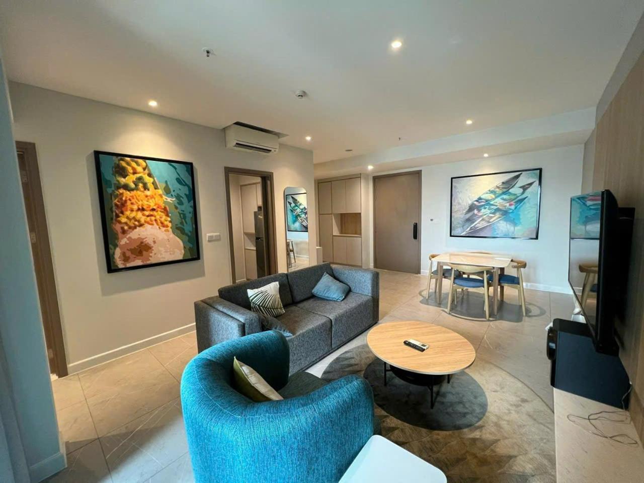 Lusso Suites - D1Mension & Zenity Residence, Sg'S Heart Хошимін Екстер'єр фото