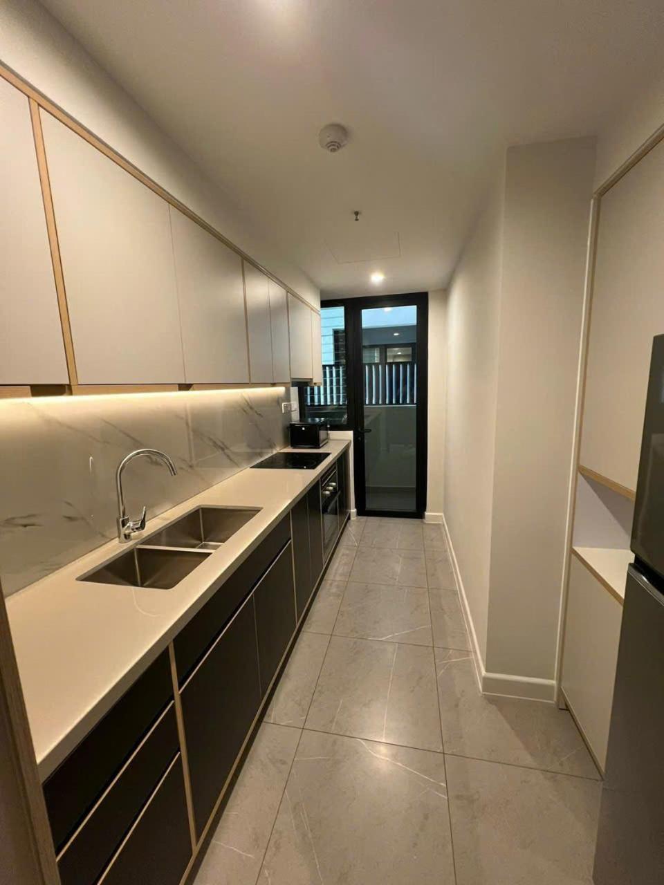 Lusso Suites - D1Mension & Zenity Residence, Sg'S Heart Хошимін Екстер'єр фото