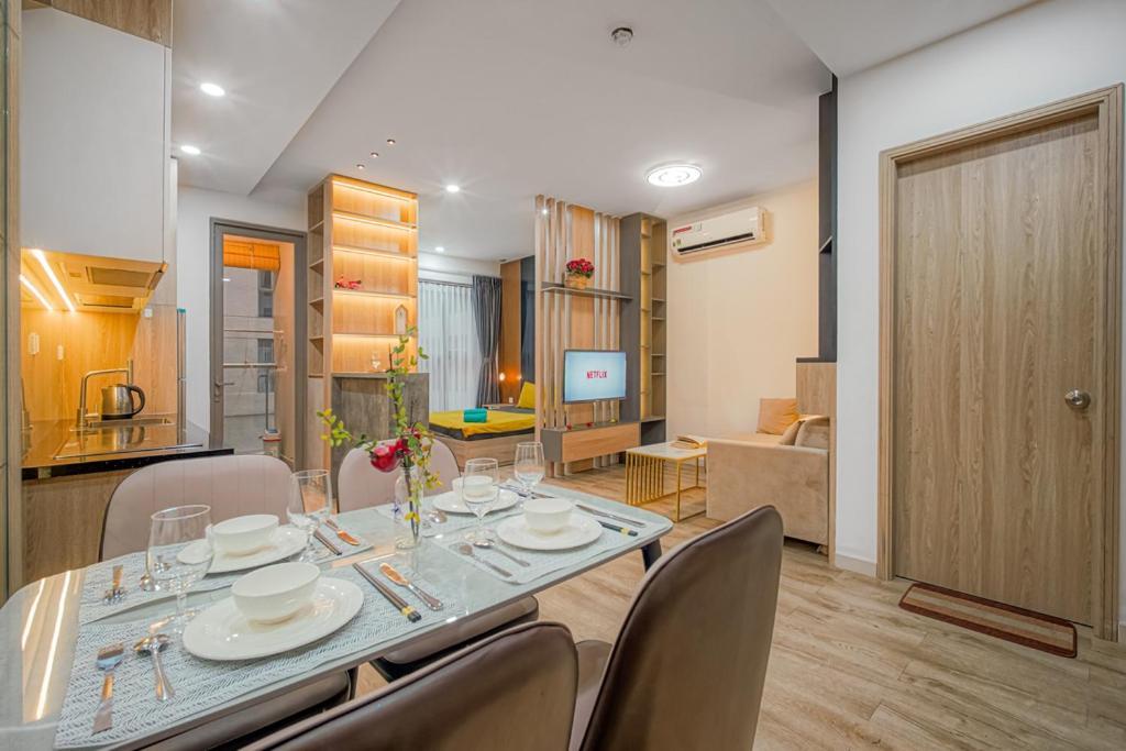 Lusso Suites - D1Mension & Zenity Residence, Sg'S Heart Хошимін Екстер'єр фото